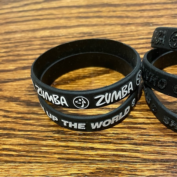 ZUMBA | Bracelet Bundle - Picture 2 of 4